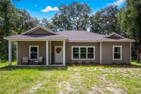 House in Trenton, Florida 3 bedrooms, 143.63 sq.m. № 1878072 - photo 1