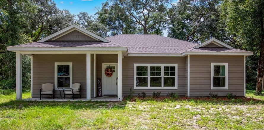House in Trenton, Florida 3 bedrooms, 143.63 sq.m. № 1878072