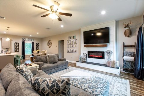 House in Trenton, Florida 3 bedrooms, 143.63 sq.m. № 1878072 - photo 7