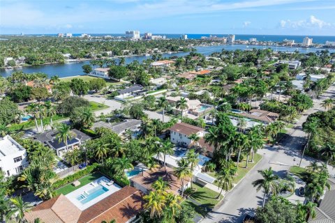 Casa en venta en Hollywood, Florida, 3 dormitorios, 119.57 m2 № 2000996 - foto 2