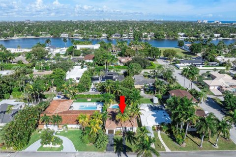 Casa en venta en Hollywood, Florida, 3 dormitorios, 119.57 m2 № 2000996 - foto 3
