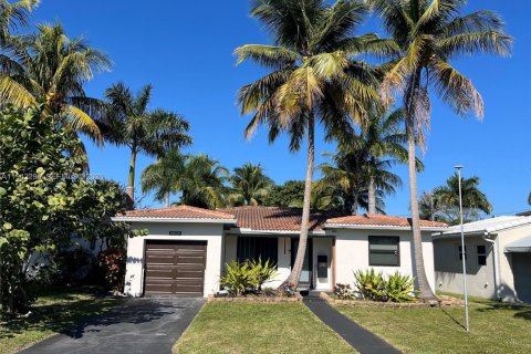 Casa en Hollywood, Florida 3 dormitorios, 119.57 m2 № 2000996