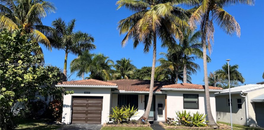 Casa en Hollywood, Florida 3 dormitorios, 119.57 m2 № 2000996