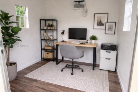 Casa en venta en Hollywood, Florida, 3 dormitorios, 119.57 m2 № 2000996 - foto 28