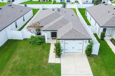 Casa en Brooksville, Florida 3 dormitorios, 118.82 m2 № 2356556