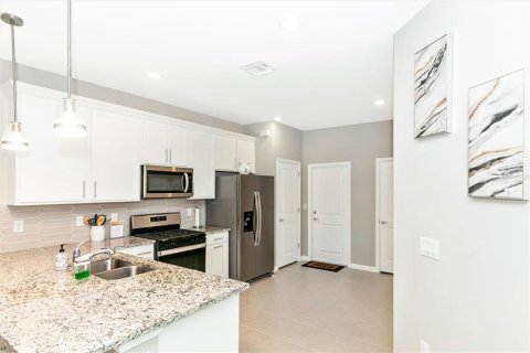Casa en alquiler en Englewood, Florida, 3 dormitorios, 130.99 m2 № 1416994 - foto 9