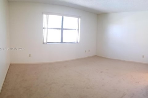 Condo in Homestead, Florida, 3 bedrooms  № 2004819 - photo 9