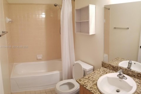 Condo in Homestead, Florida, 3 bedrooms  № 2004819 - photo 7