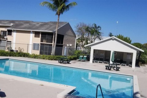 Condo in Homestead, Florida, 3 bedrooms  № 2004819 - photo 14