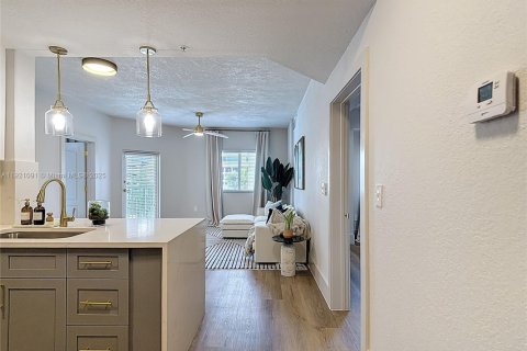 Купить кондоминиум в Саут-Майами, Флорида 2 спальни, 93.83м2, № 1975233 - фото 6