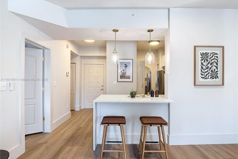 Купить кондоминиум в Саут-Майами, Флорида 2 спальни, 93.83м2, № 1975233 - фото 9