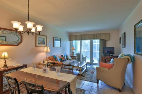 Condominio en venta en Daytona Beach, Florida, 1 dormitorio, 66.43 m2 № 1725436 - foto 4