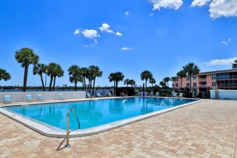 Condominio en venta en Daytona Beach, Florida, 1 dormitorio, 66.43 m2 № 1725436 - foto 25