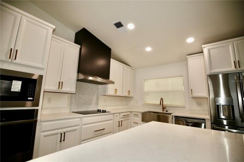 Villa ou maison à vendre à Orlando, Floride: 3 chambres, 118.91 m2 № 2287591 - photo 10