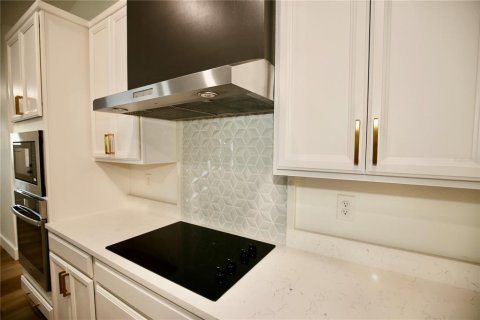 Villa ou maison à vendre à Orlando, Floride: 3 chambres, 118.91 m2 № 2287591 - photo 12