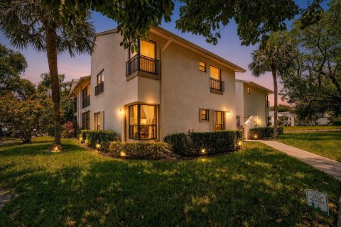 Condo in Coconut Creek, Florida, 3 bedrooms  № 2254596