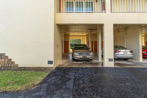 Condo in Seminole, Florida, 2 bedrooms  № 1444190 - photo 25