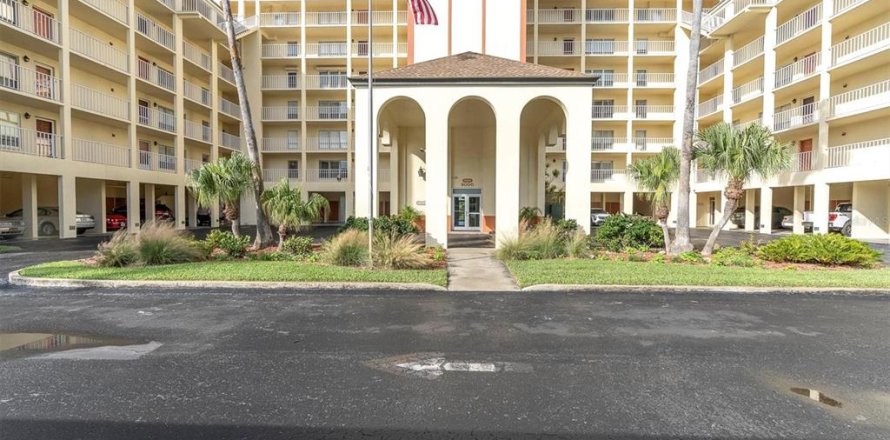 Condo in Seminole, Florida, 2 bedrooms № 1444190
