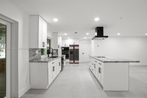 Villa ou maison à vendre à Tamarac, Floride: 2 chambres № 2002125 - photo 28