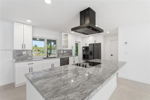 Villa ou maison à vendre à Tamarac, Floride: 2 chambres № 2002125 - photo 17