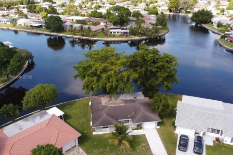 Villa ou maison à vendre à Tamarac, Floride: 2 chambres № 2002125 - photo 2