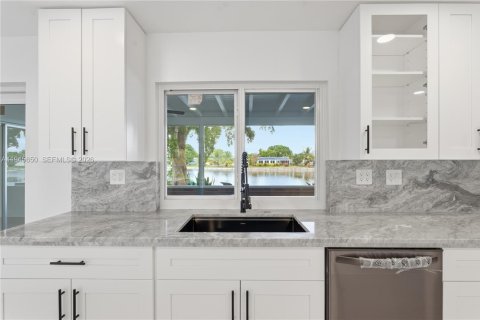 Villa ou maison à vendre à Tamarac, Floride: 2 chambres № 2002125 - photo 21