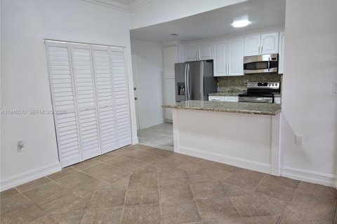 Casa en alquiler en Homestead, Florida, 3 dormitorios, 115.48 m2 № 2004424 - foto 14