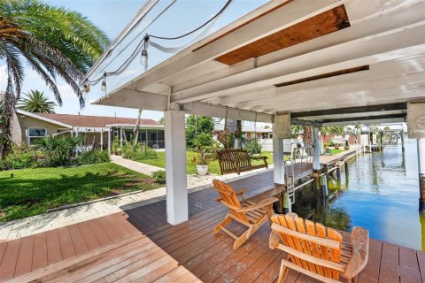 Villa ou maison à vendre à South Daytona, Floride: 4 chambres, 202.43 m2 № 2359272 - photo 3