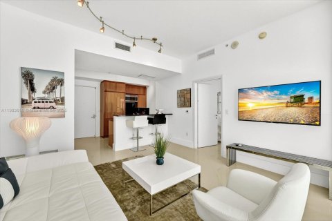 Copropriété à louer à Miami Beach, Floride: 1 chambre, 56.58 m2 № 1955735 - photo 4