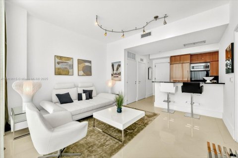 Copropriété à louer à Miami Beach, Floride: 1 chambre, 56.58 m2 № 1955735 - photo 3