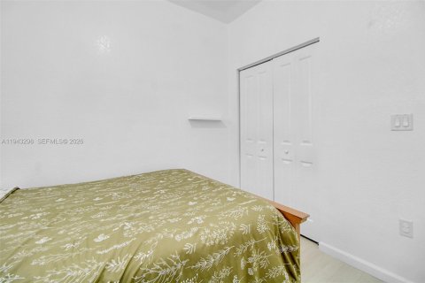 House in Homestead, Florida 4 bedrooms, 169.45 sq.m. № 2002943 - photo 23