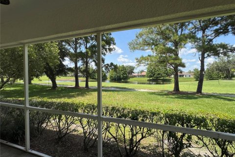 Casa en alquiler en Land O' Lakes, Florida, 2 dormitorios, 124.58 m2 № 2284701 - foto 20