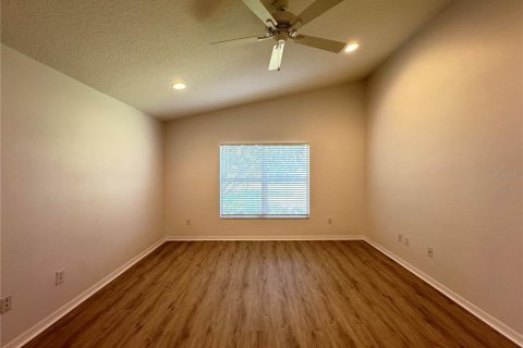 Casa en alquiler en Land O' Lakes, Florida, 2 dormitorios, 124.58 m2 № 2284701 - foto 13