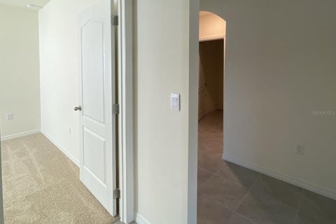 Villa ou maison à louer à Davenport, Floride: 3 chambres, 160.26 m2 № 2149587 - photo 9