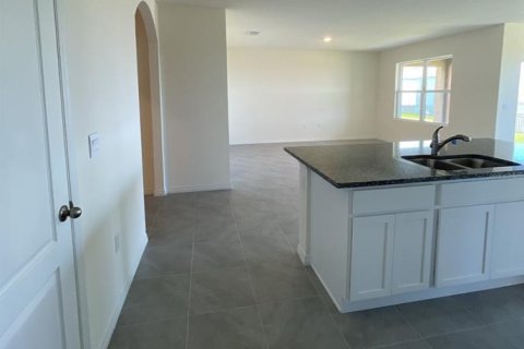Villa ou maison à louer à Davenport, Floride: 3 chambres, 160.26 m2 № 2149587 - photo 19