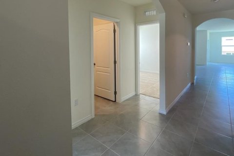 Villa ou maison à louer à Davenport, Floride: 3 chambres, 160.26 m2 № 2149587 - photo 3