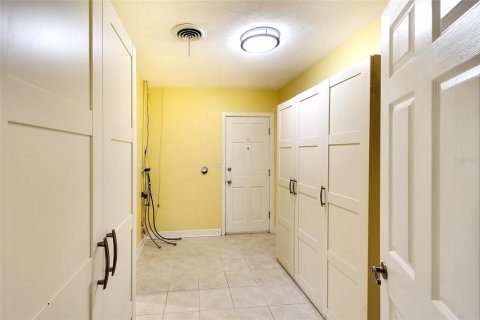 House in Bradenton, Florida 2 bedrooms, 120.59 sq.m. № 1914429 - photo 11
