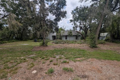 House in Lakeland, Florida 3 bedrooms, 225.57 sq.m. № 1904861 - photo 1