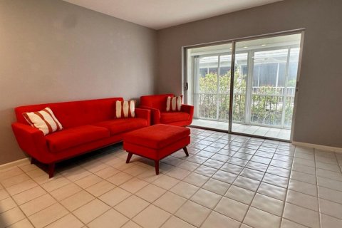 Condominio en alquiler en Fort Lauderdale, Florida, 1 dormitorio, 70.23 m2 № 2270924 - foto 3