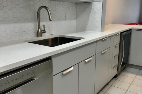 Condominio en alquiler en Fort Lauderdale, Florida, 1 dormitorio, 70.23 m2 № 2270924 - foto 6