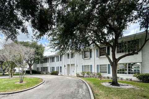 Condominio en alquiler en Fort Lauderdale, Florida, 1 dormitorio, 70.23 m2 № 2270924 - foto 27