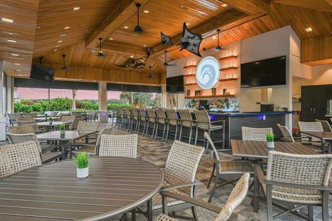 Condo in Bradenton, Florida, 1 bedroom  № 1906589 - photo 13