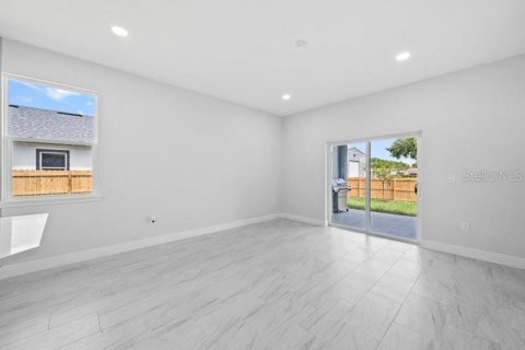 Casa en venta en Melbourne, Florida, 4 dormitorios, 186.92 m2 № 1911255 - foto 9