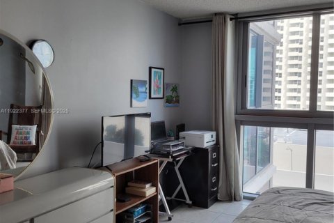 Condominio en venta en Miami Beach, Florida, 1 dormitorio, 110.55 m2 № 1976455 - foto 14