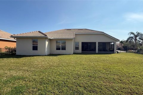House in Kissimmee, Florida 4 bedrooms, 178.65 sq.m. № 1543718 - photo 17
