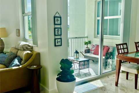 Copropriété à louer à Surfside, Floride: 1 chambre, 72.46 m2 № 2062987 - photo 18