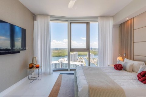Condominio en venta en Sunny Isles Beach, Florida, 3 dormitorios, 286.14 m2 № 2077638 - foto 8