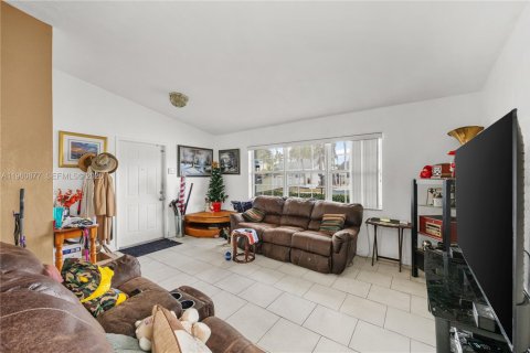 Villa ou maison à vendre à Homestead, Floride: 3 chambres, 120.03 m2 № 2024728 - photo 10