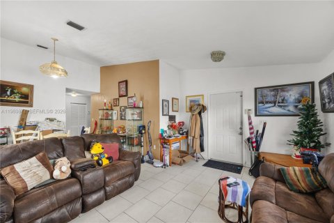 Villa ou maison à vendre à Homestead, Floride: 3 chambres, 120.03 m2 № 2024728 - photo 7