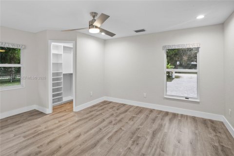 House in Jupiter, Florida 2 bedrooms, 94.57 sq.m. № 2006943 - photo 9